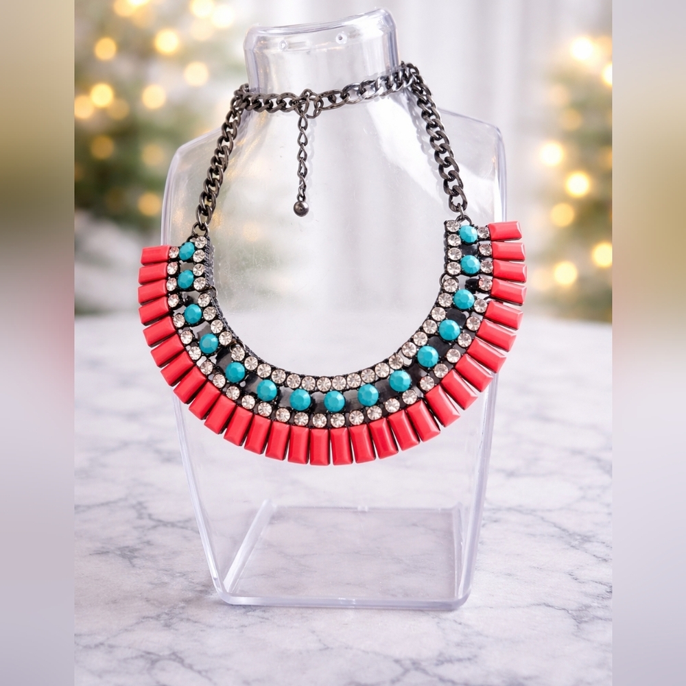 Elegant Turquoise and Pink Statement Necklace